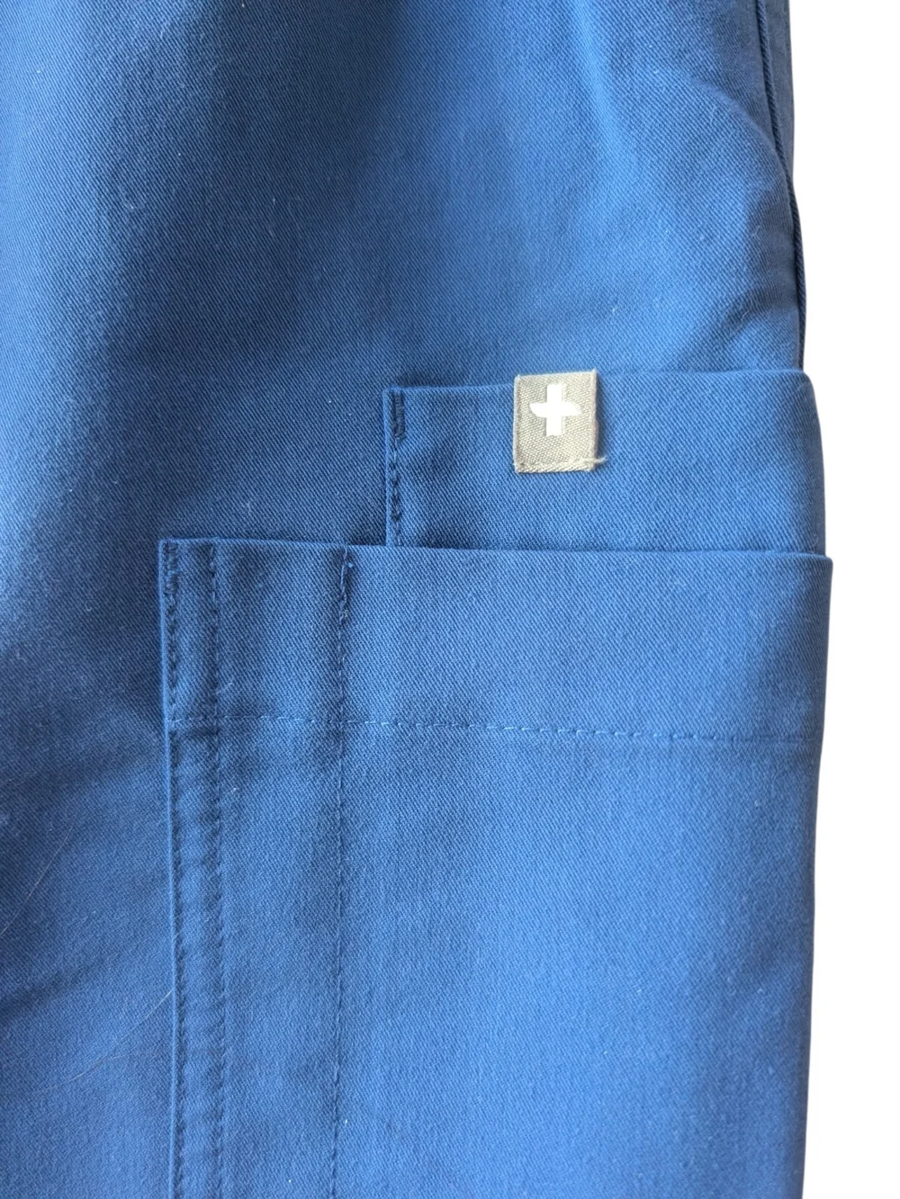 FIGS Technical Collection Royal Blue Scrub Set (XS Top / XS Pants)